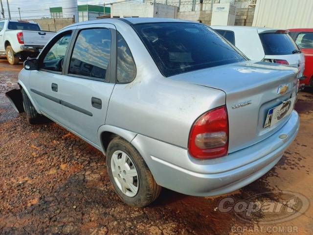 2010 CHEVROLET CLASSIC 