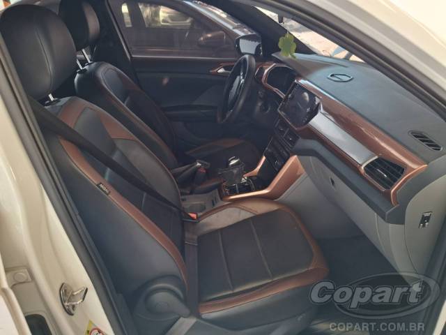 2020 VOLKSWAGEN T-CROSS 