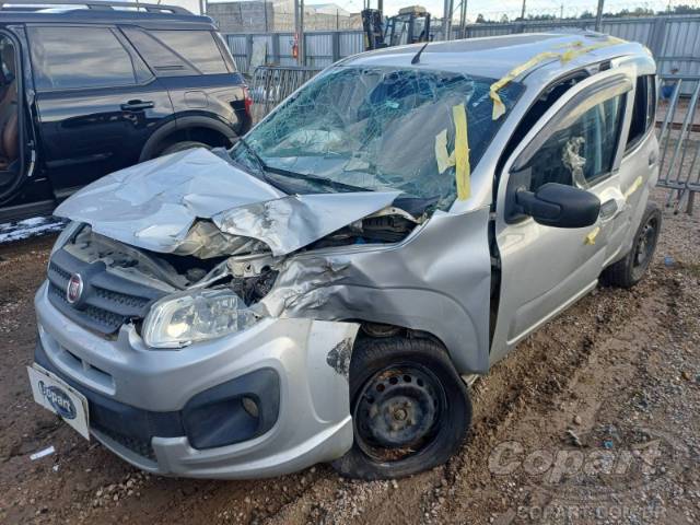 2017 FIAT UNO 