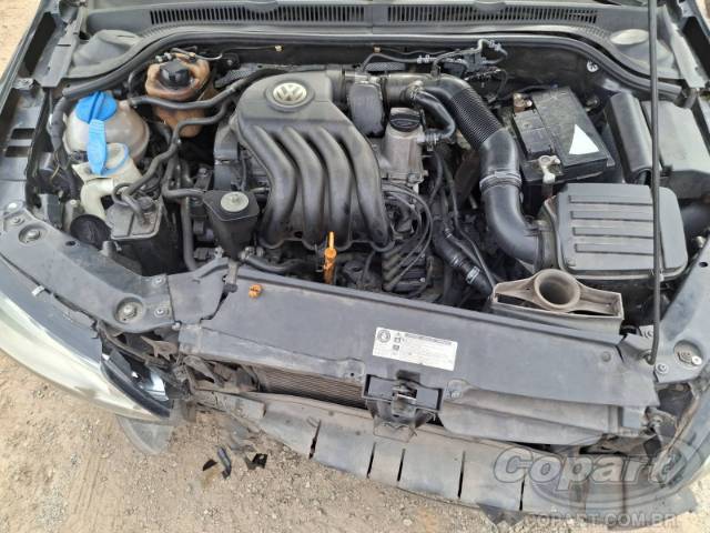2011 VOLKSWAGEN JETTA 