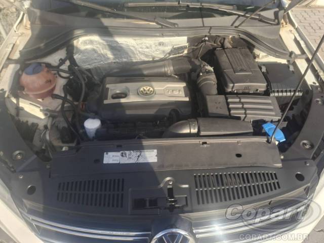 2012 VOLKSWAGEN TIGUAN 