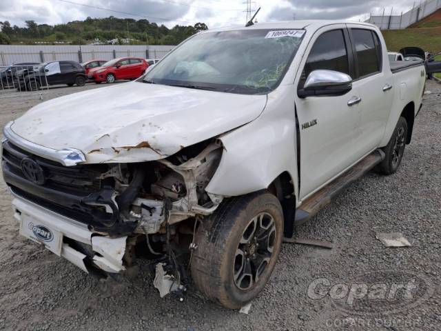 2022 TOYOTA HILUX CD 