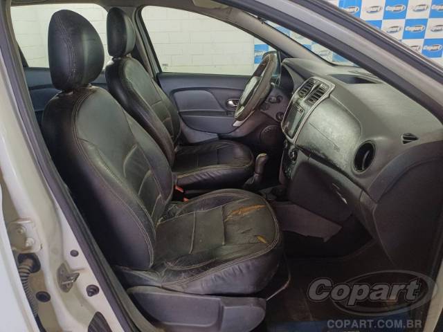 2015 RENAULT SANDERO 