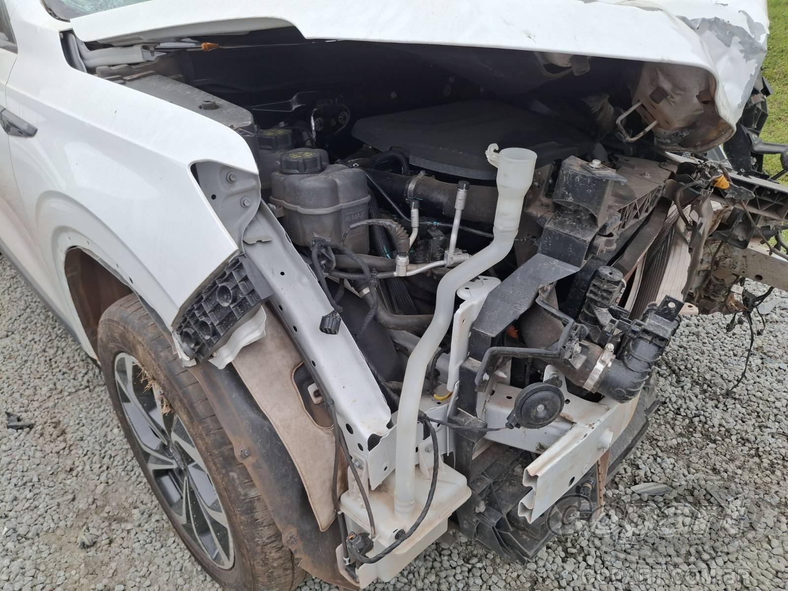 Foto 13 de 15: 2025 GWM HAVAL H6