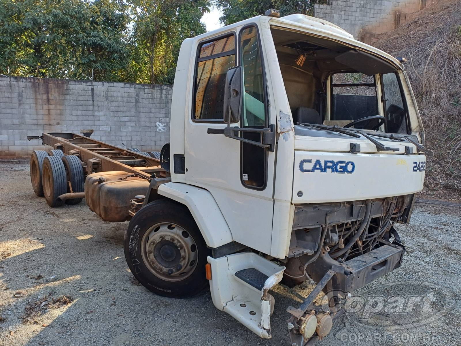 Veículo FORD Cargo FORD CARGO 2422 2005 Caminhão 2005 em leilão