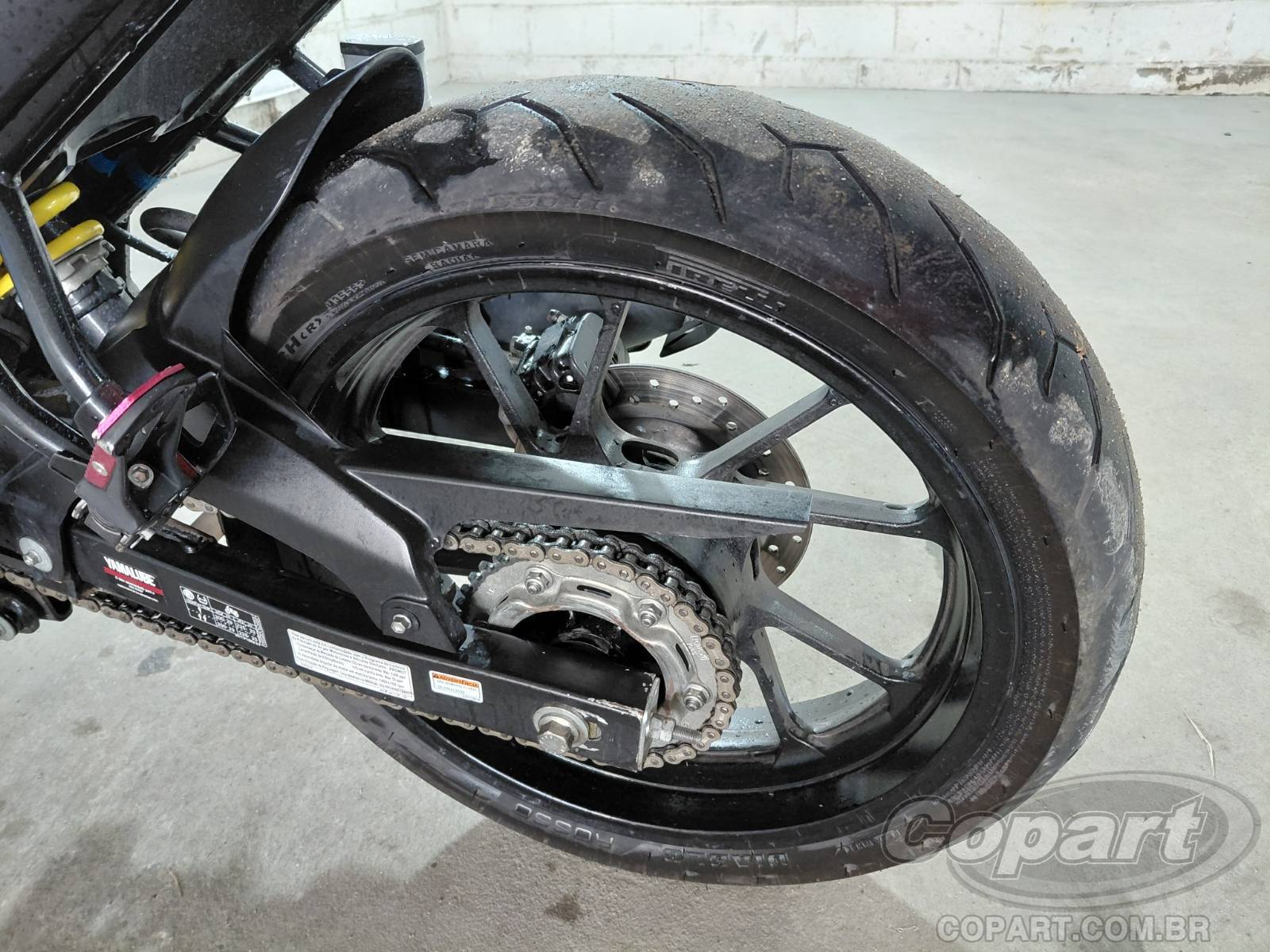 Foto 7 de 10: 2025 YAMAHA FZ15