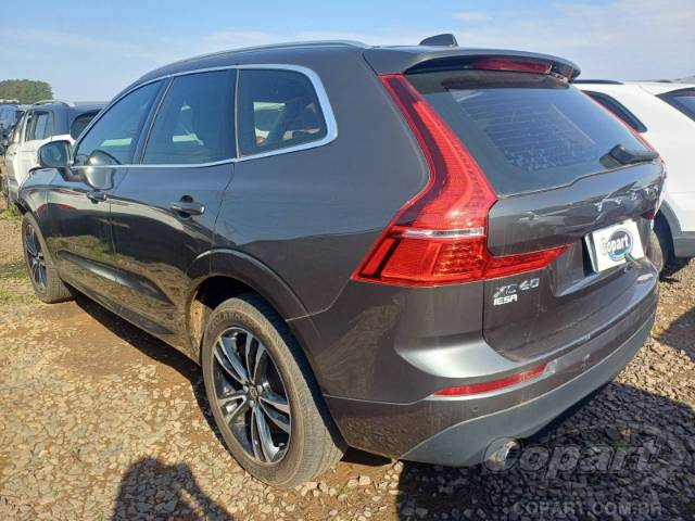 2019 VOLVO XC60 