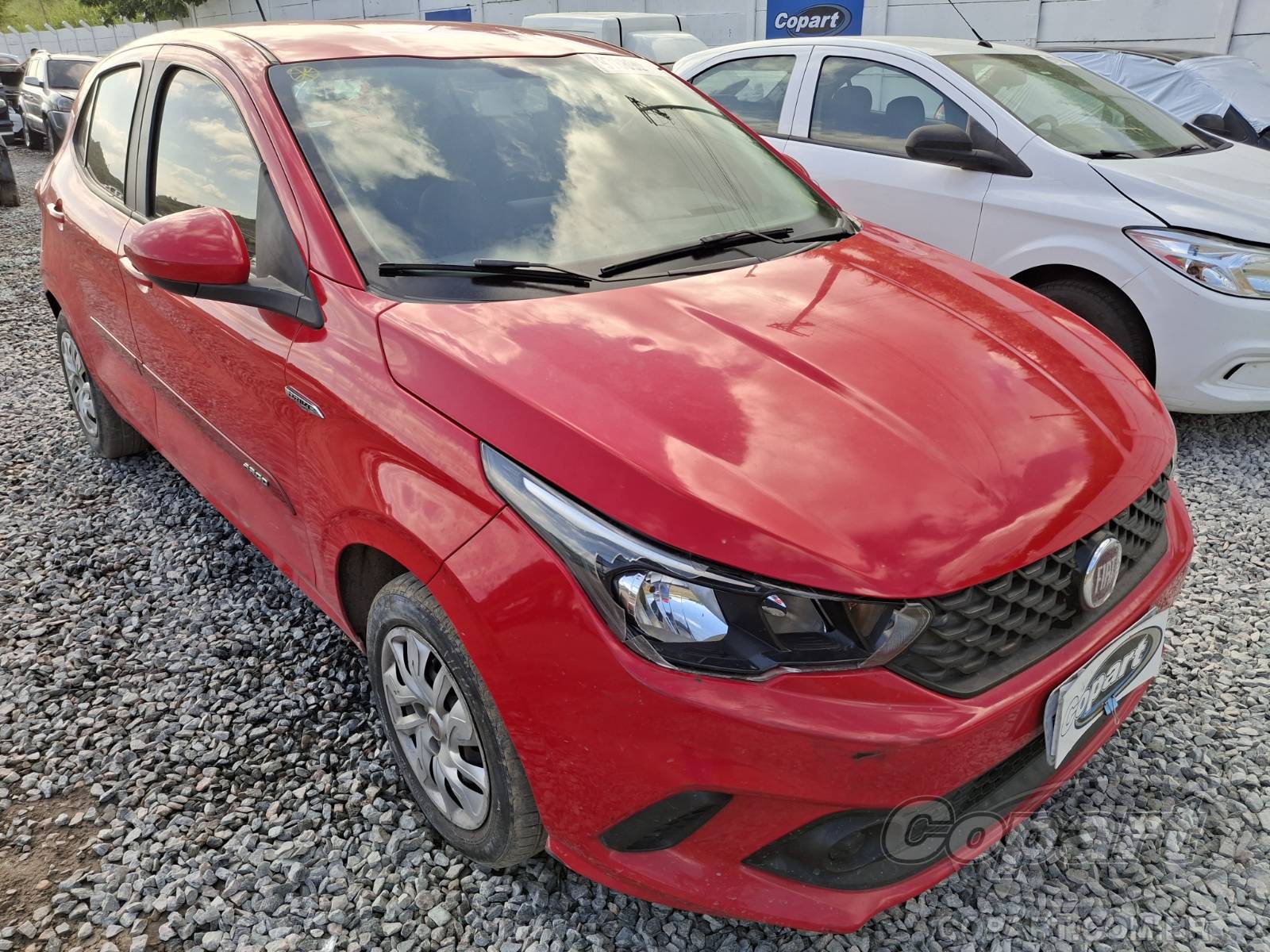 Fiat Argo Drive 1.0 Firefly 2020 Médio Dano Traseiro