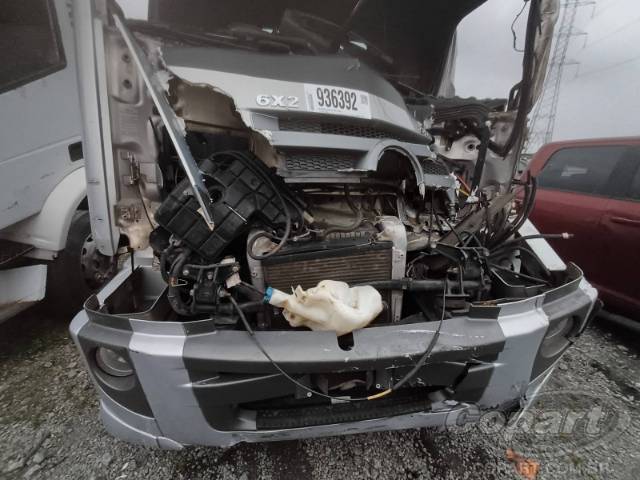 2011 VOLKSWAGEN CONSTELLATION 