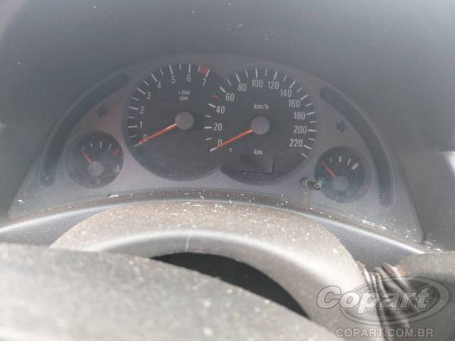 2004 CHEVROLET CORSA 