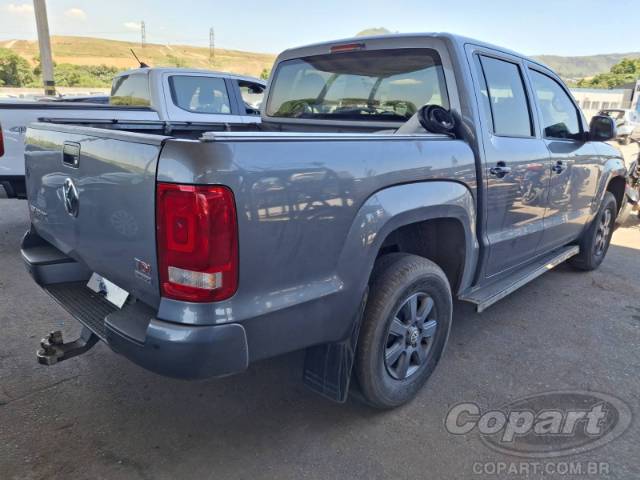 2013 VOLKSWAGEN AMAROK 