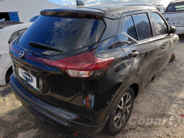 2024 NISSAN KICKS 
