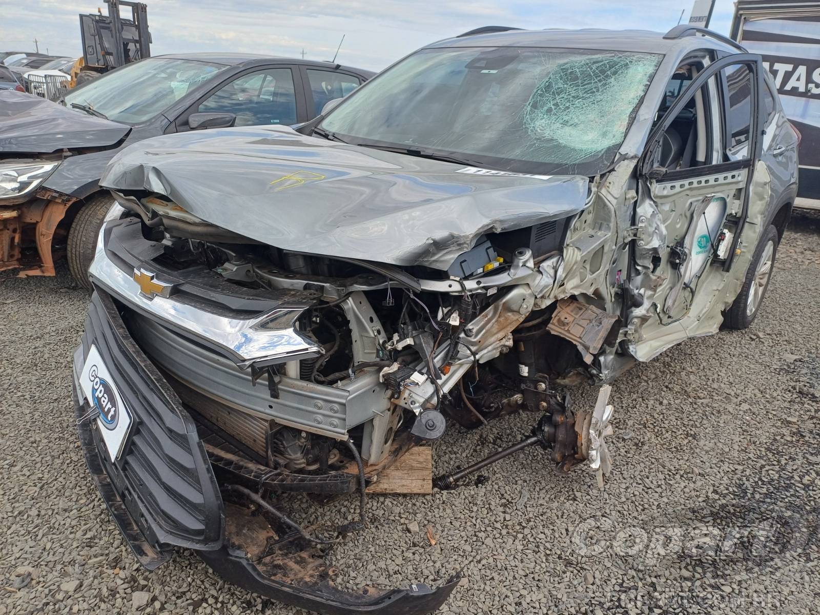 Foto 2: 2025 CHEVROLET TRACKER
