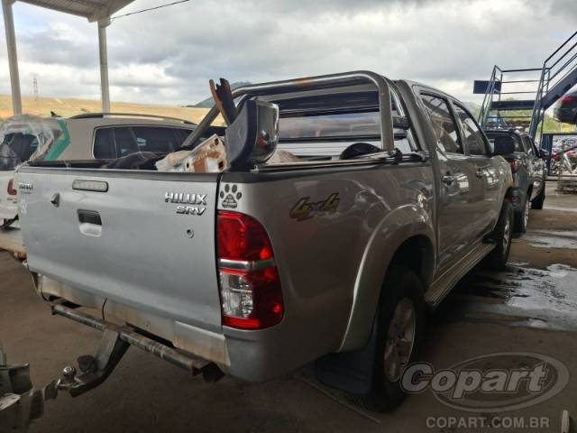 2013 TOYOTA HILUX CD 