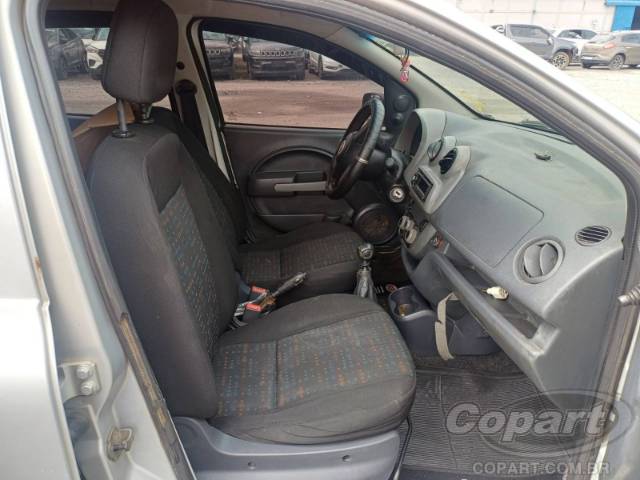 2013 FIAT UNO 