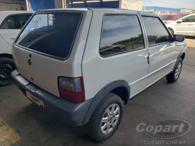 2013 FIAT UNO 