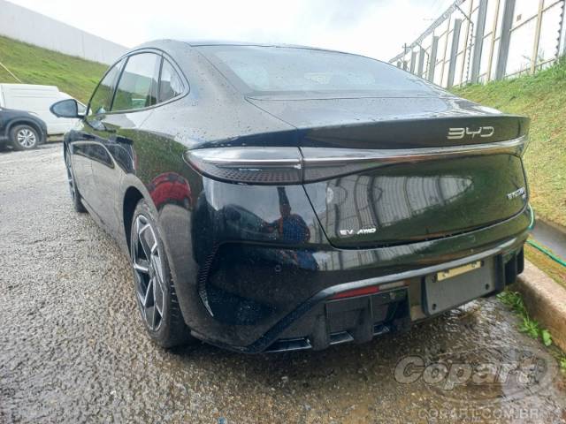 2024 BYD SEAL 