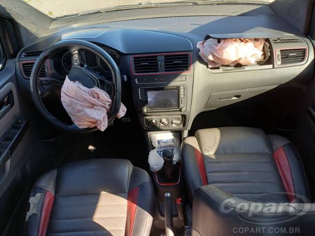 2016 VOLKSWAGEN FOX 