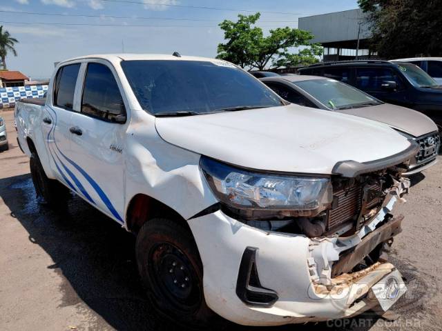 2025 TOYOTA HILUX CD 
