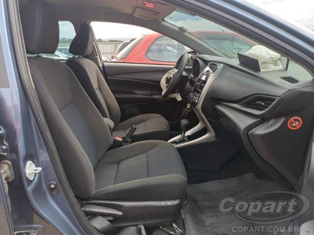 2020 TOYOTA YARIS SEDA 