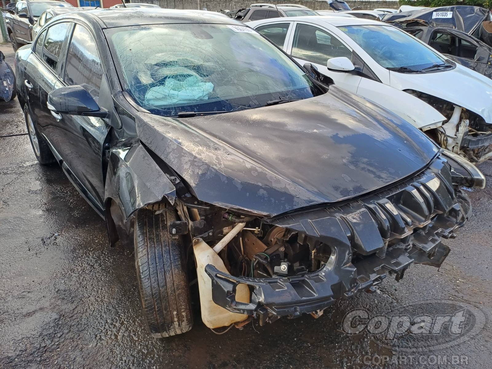 Veículo Renault Fluence RENAULT FLUENCE DYNAMIQUE 2.0 16V HI-FLEX 2011 2011 em leilão