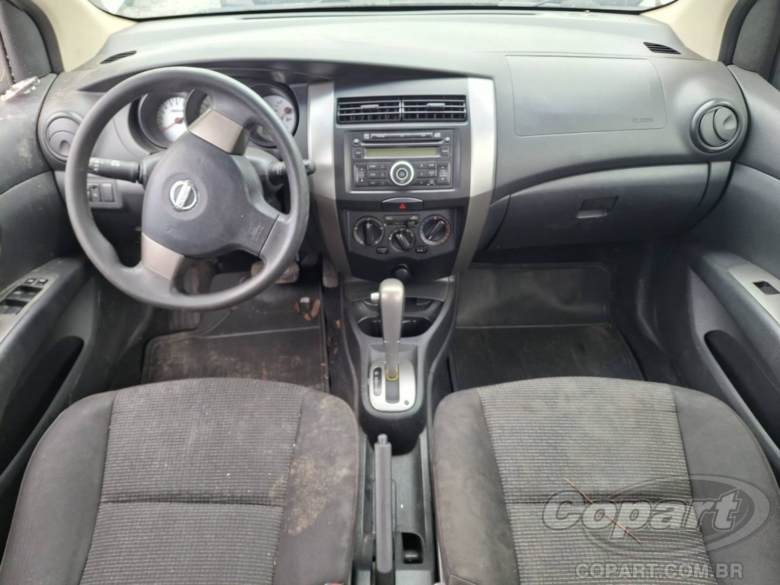 Foto 9 de 11: 2013 NISSAN LIVINA