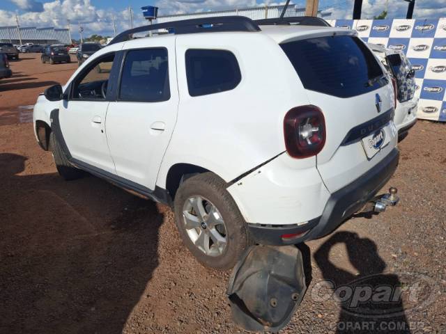 2022 RENAULT DUSTER 