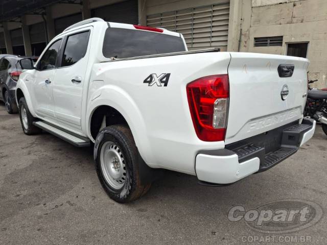 2025 NISSAN FRONTIER CD 