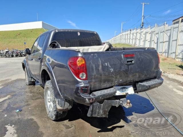 2015 MITSUBISHI L200 TRITON 
