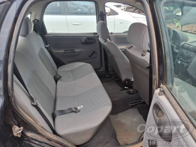 2011 CHEVROLET CLASSIC 