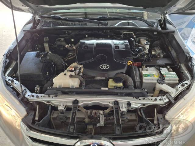 2017 TOYOTA HILUX CD 