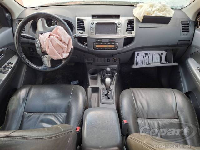2013 TOYOTA HILUX CD 