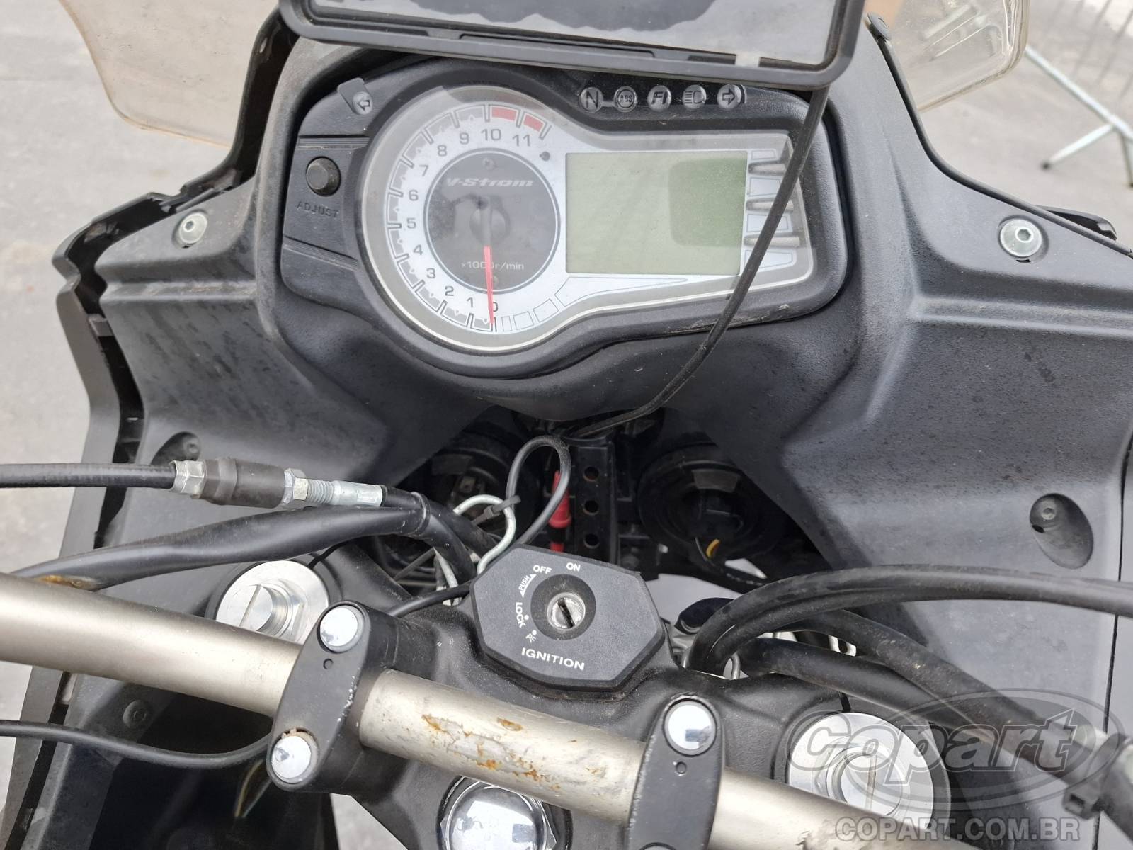 2018 SUZUKI V-STROM — foto 9 de 10