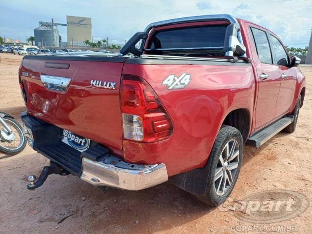 2017 TOYOTA HILUX CD 