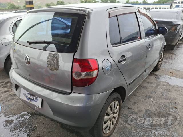 2004 VOLKSWAGEN FOX 