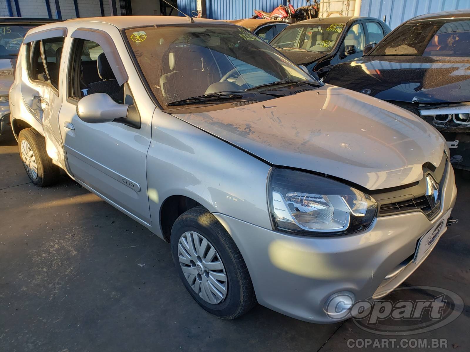 RENAULT CLIO 2016 Conservado