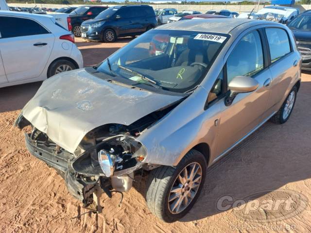 2012 FIAT PUNTO 
