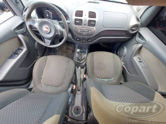 2015 FIAT GRAND SIENA 