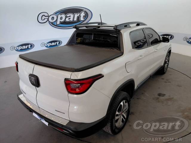 2017 FIAT TORO 