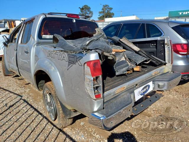 2015 NISSAN FRONTIER CD 