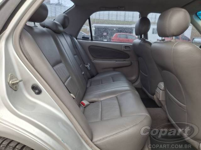 2002 TOYOTA COROLLA 