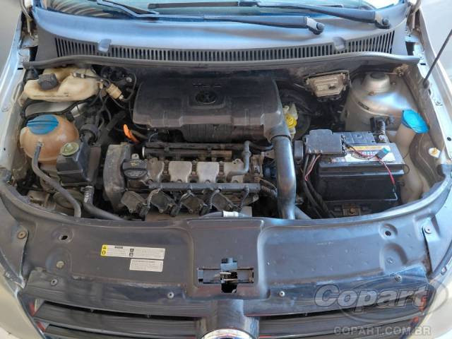 2013 VOLKSWAGEN FOX 