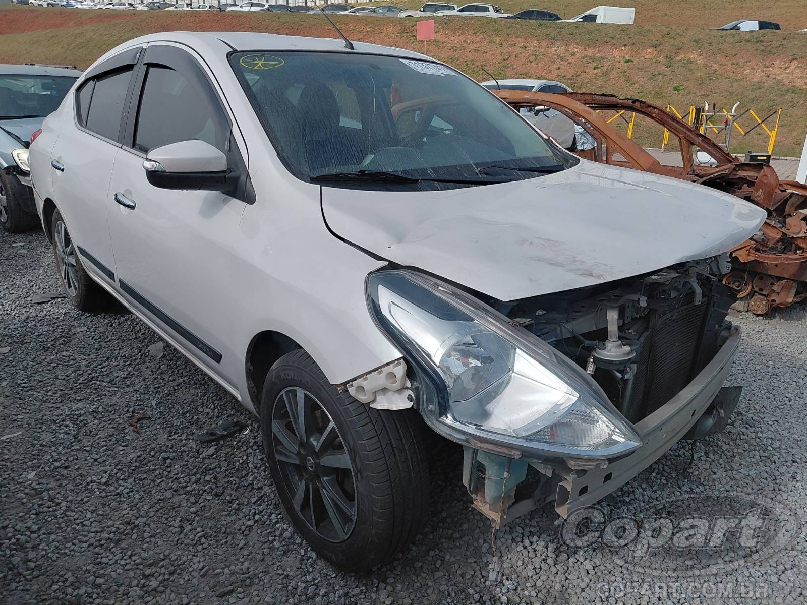 NISSAN VERSA 2019