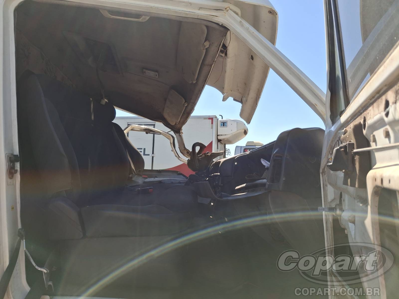 Foto 5: 2014 VOLKSWAGEN DELIVERY