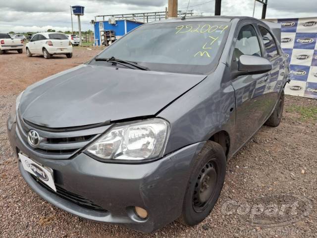 2016 TOYOTA ETIOS SEDA 
