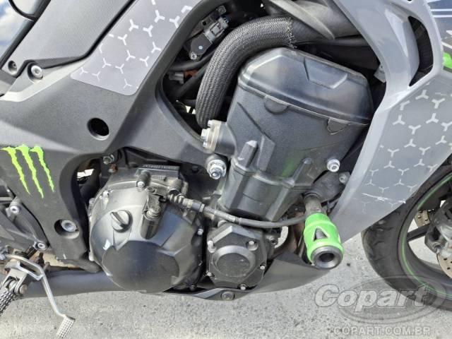 2021 KAWASAKI Z1000 