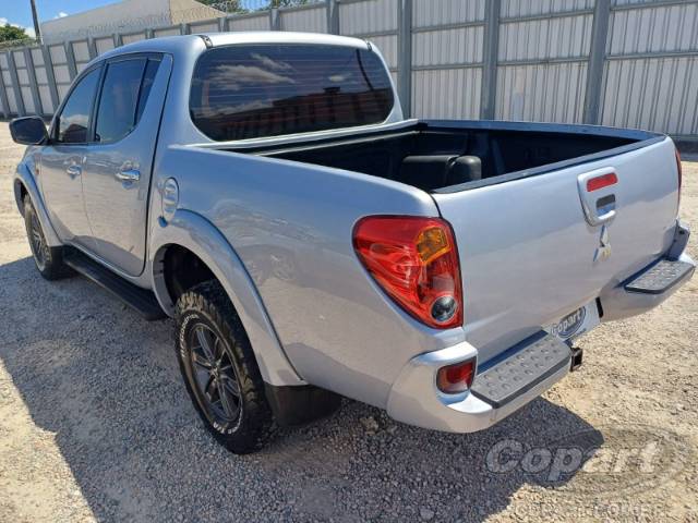 2010 MITSUBISHI L200 TRITON 