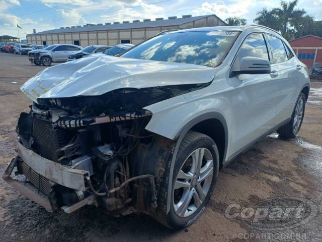 2016 MERCEDES BENZ GLA 