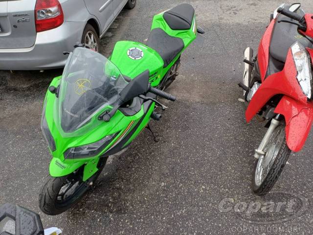2026 KAWASAKI NINJA 300 
