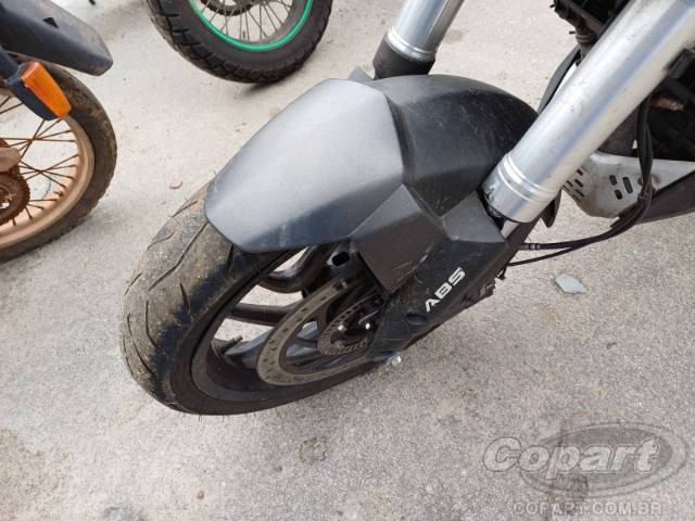 2025 BAJAJ DOMINAR 